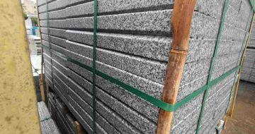 崇左芝麻白楼梯踏步室外