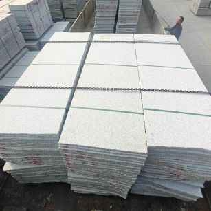 崇左芝麻白毛板，石材毛板