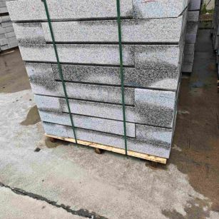 崇左芙蓉白路牙石，马路牙子