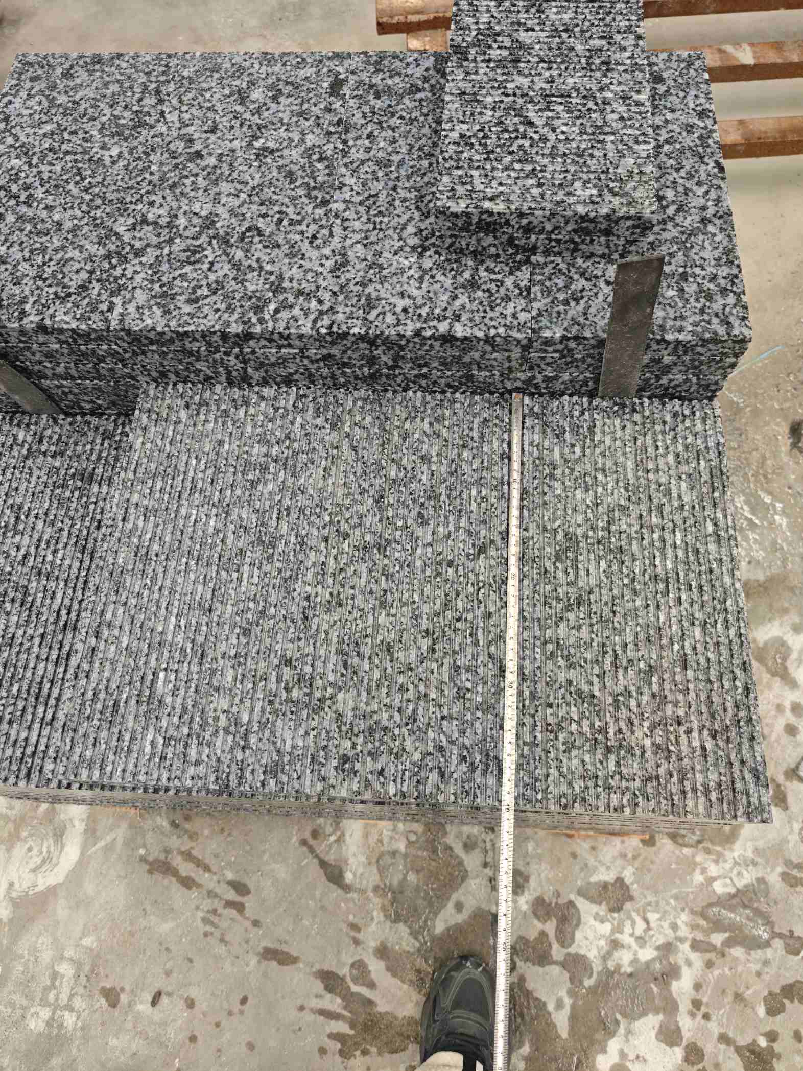 崇左芝麻黑拉丝面