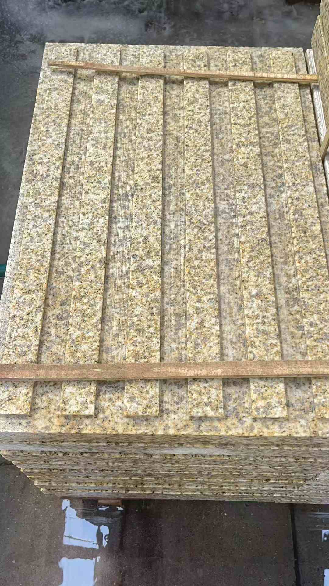 崇左黄金麻盲道 石材盲道